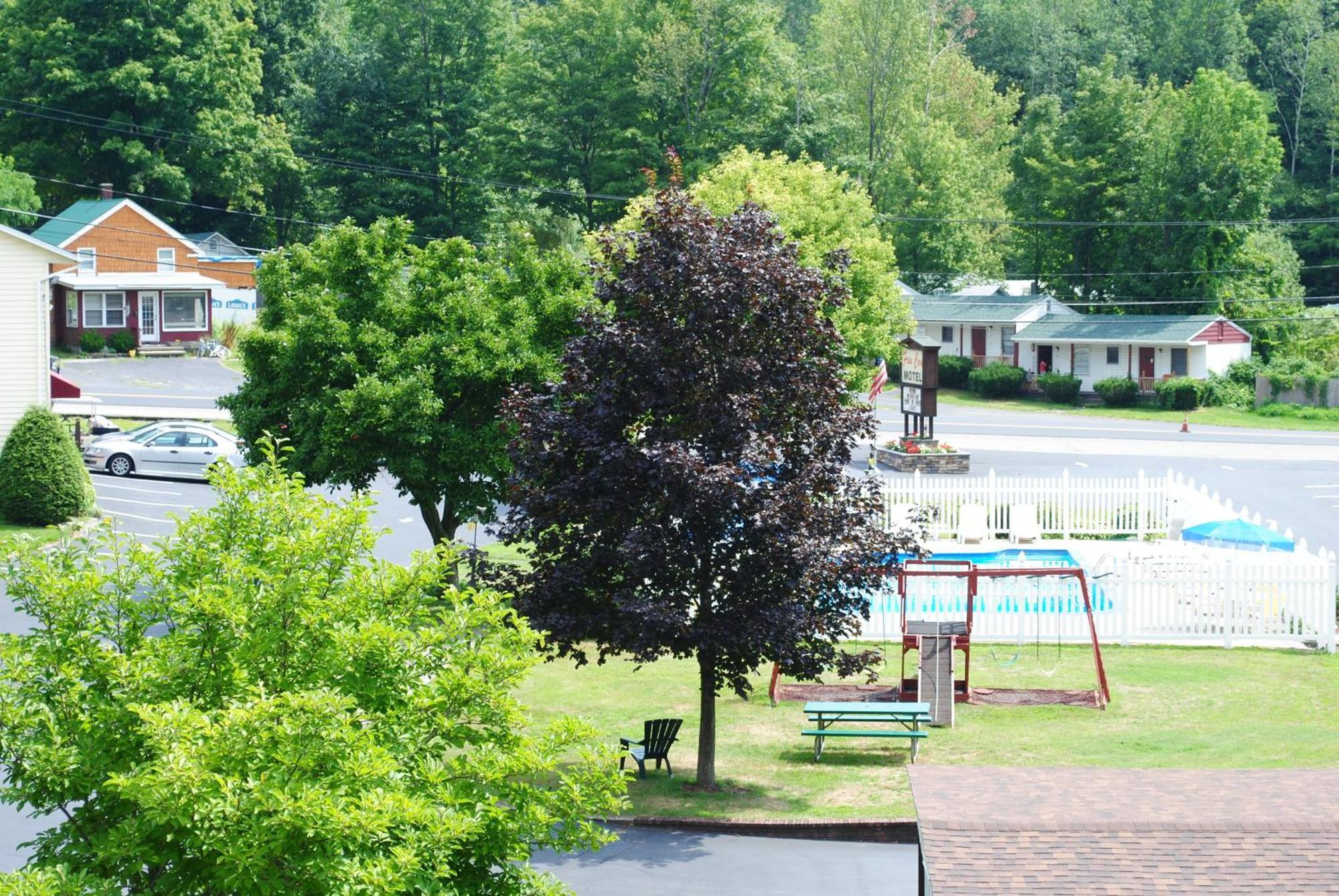 Fran Cove Motel Lake George Eksteriør bilde