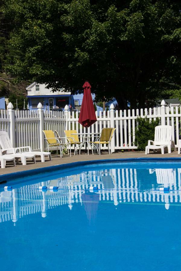 Fran Cove Motel Lake George Eksteriør bilde