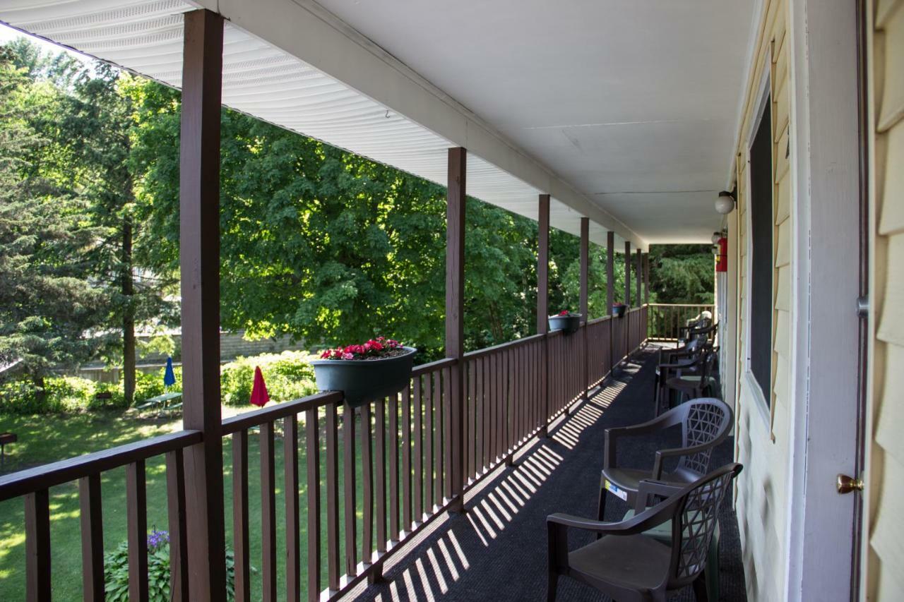 Fran Cove Motel Lake George Eksteriør bilde