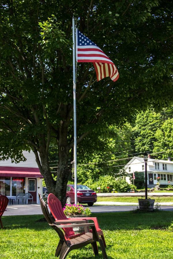 Fran Cove Motel Lake George Eksteriør bilde